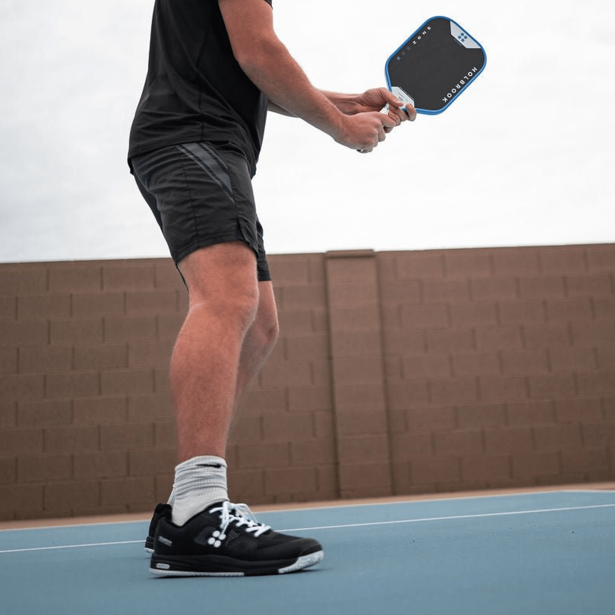 The Holbrook by Montis - Black - Holbrook Pickleball
