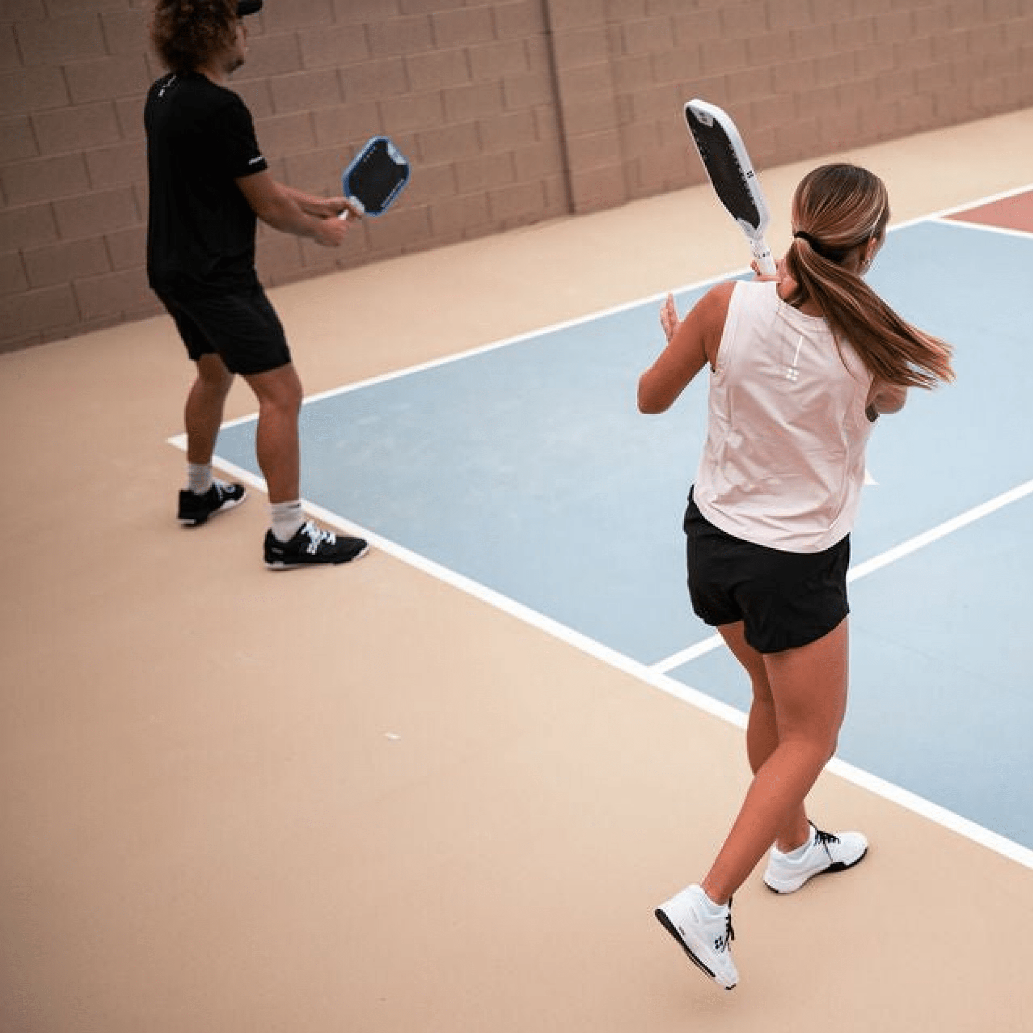 The Holbrook by Montis - Black - Holbrook Pickleball