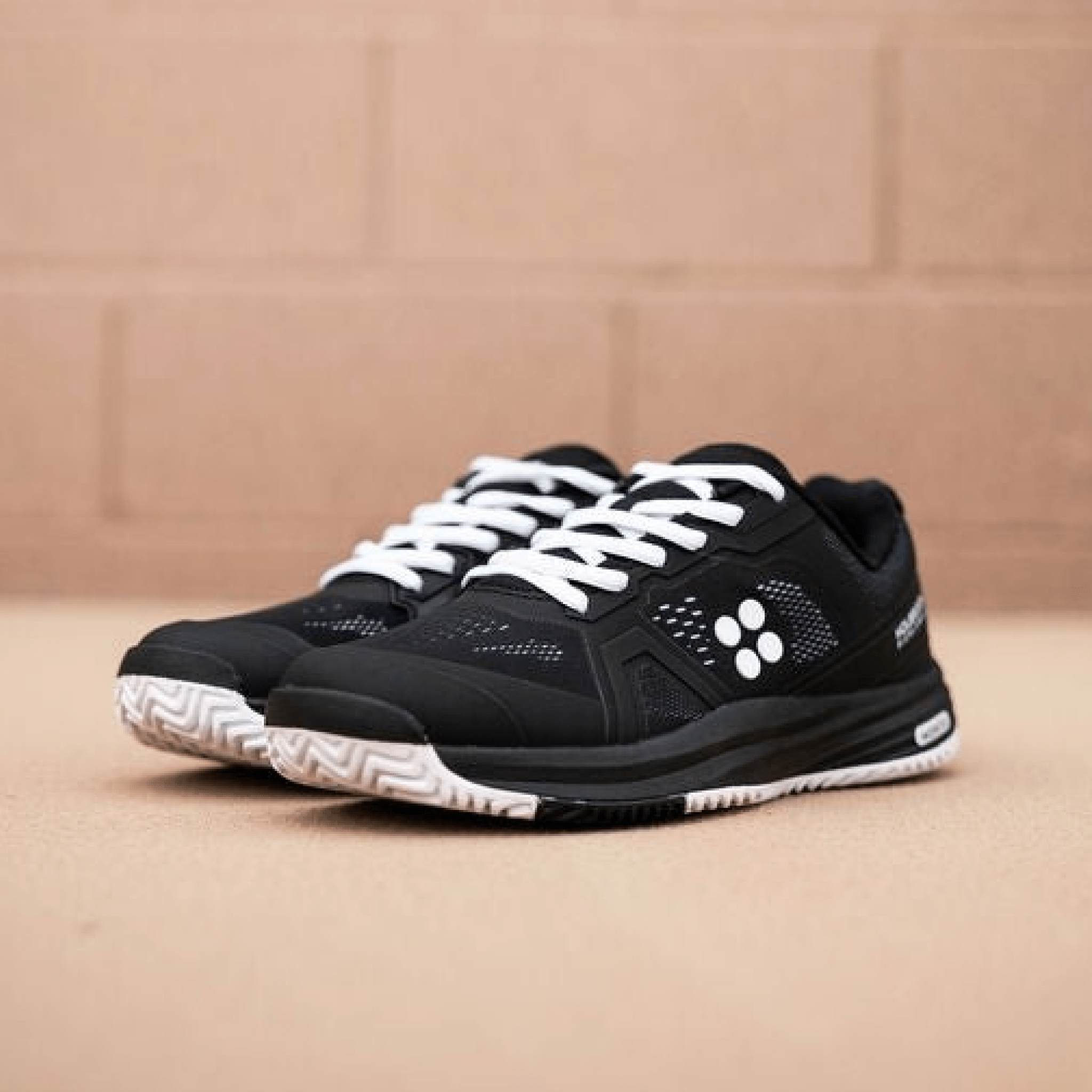 The Holbrook by Montis - Black - Holbrook Pickleball