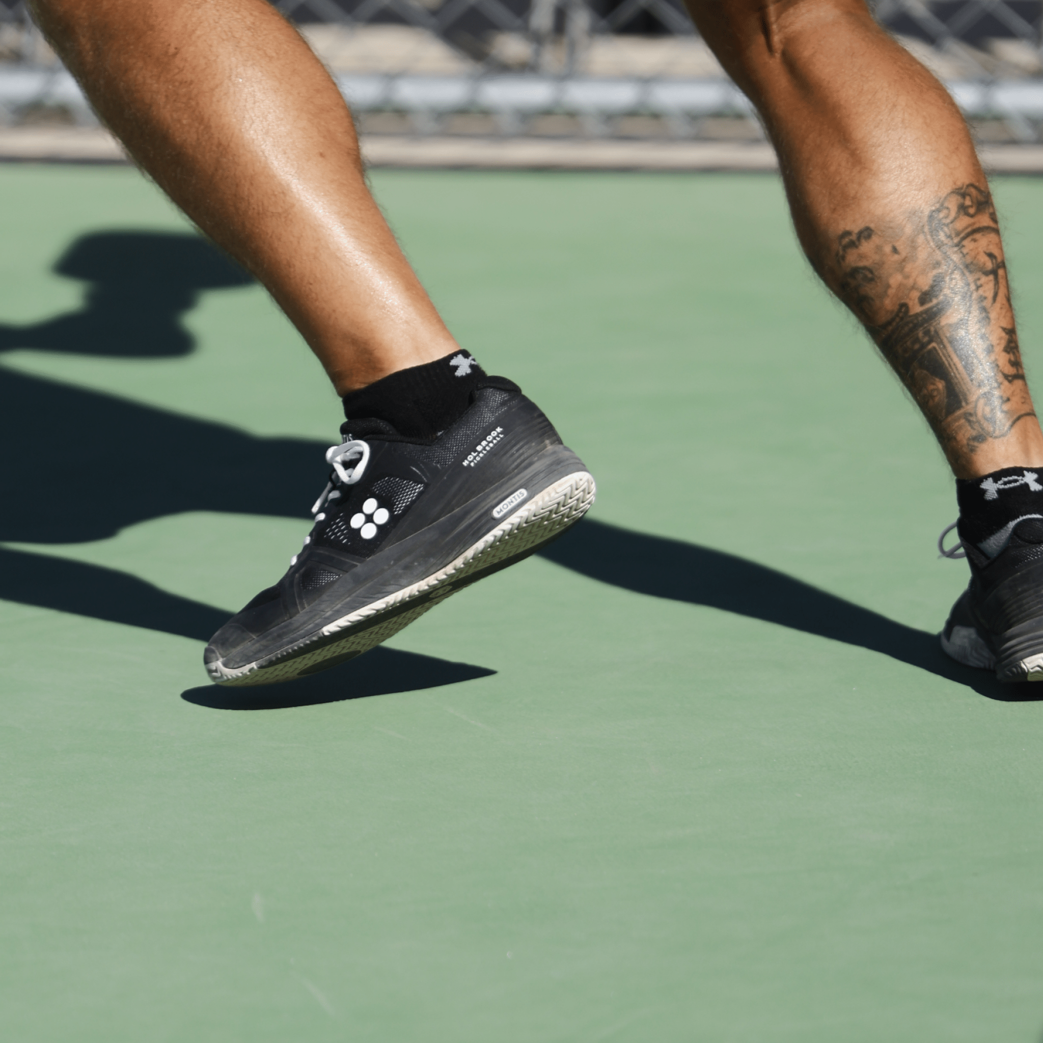 The Holbrook by Montis - Black (Limited Edition) - Holbrook Pickleball